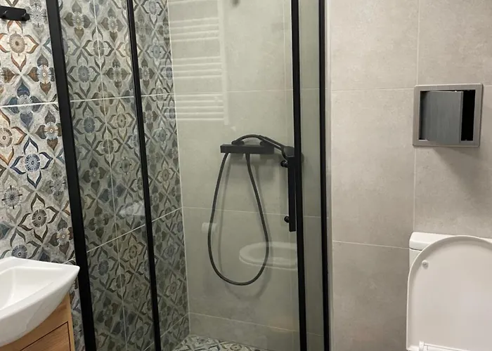 Przystanek - Ul Slowackiego 5a *